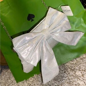 ❣️ BOW CLUTCH ❣️